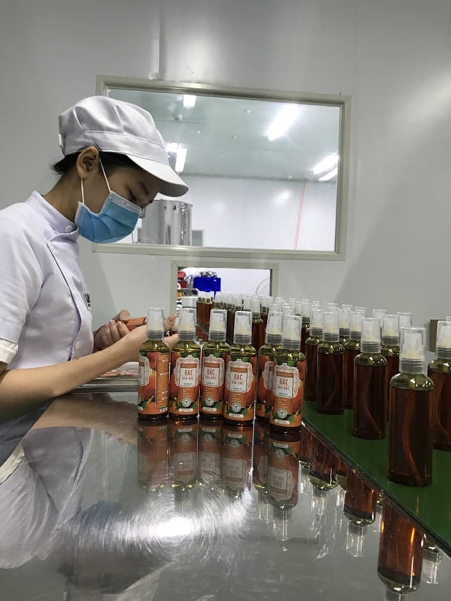Labcos sở hữu đội ngũ nghiên cứu gồm các kĩ sư, bác sĩ, dược sĩ với kiến thức chuyên sâu