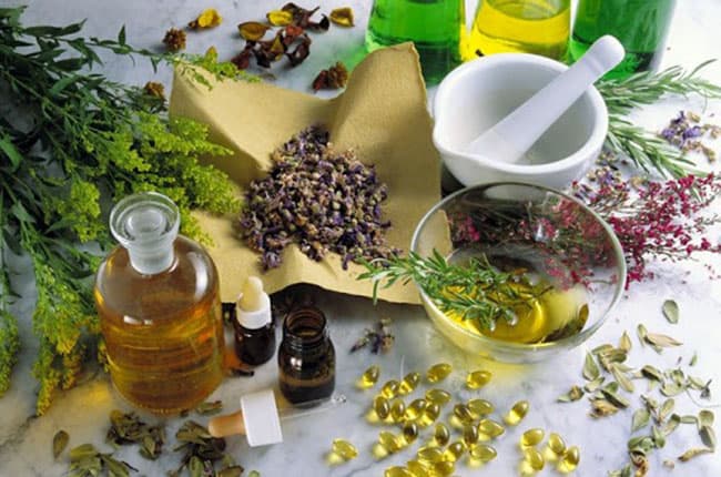 Hợp tác với công ty cung ứng sẽ giúp bạn chủ động được nguồn nguyên liệu.