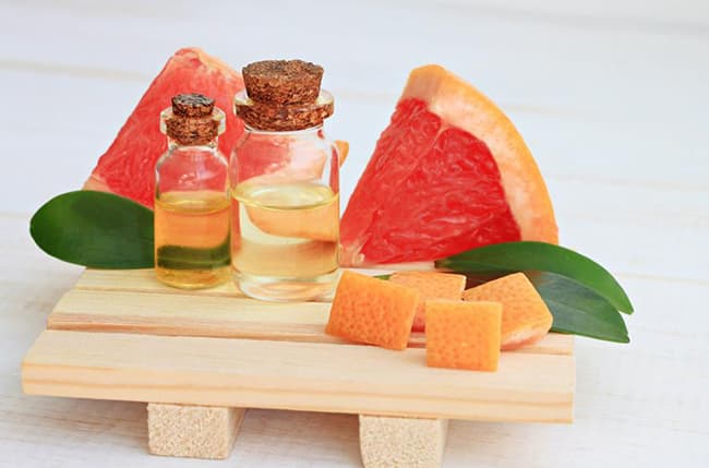 tinh dầu vỏ bưởi nguyên chất
