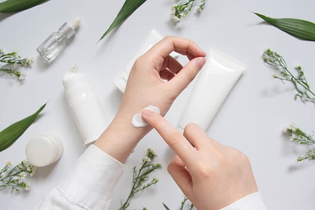 Làm sạch da, dưỡng da mềm mịn