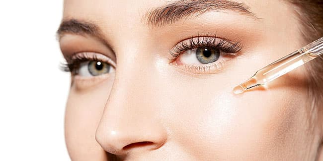 Các sản phẩm chăm sóc da có chứa thành phần Hyaluronic Acid có thể là phương pháp chống lão hóa tốt cho bạn.