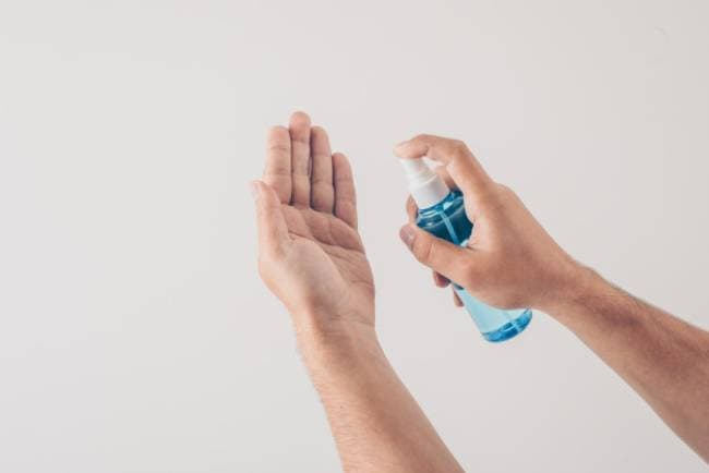 là sản phẩm bảo vệ tay khỏi vi khuẩn