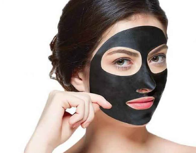 Sử dụng mặt nạ than hoạt tính 2-3 lần/ tuần