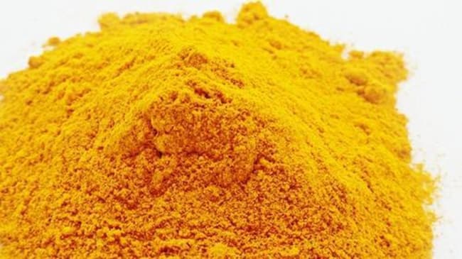 Nghệ chứa Curcumin tạo ra màu vàng cho sản phẩm.