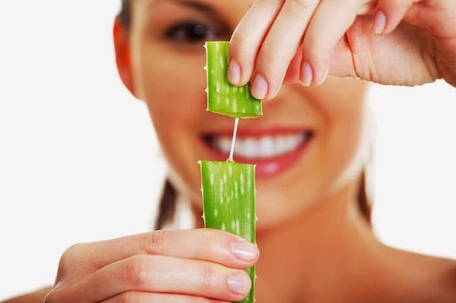 Chiết xuất Nha Đam tươi có khả năng dưỡng ẩm và làm dịu da