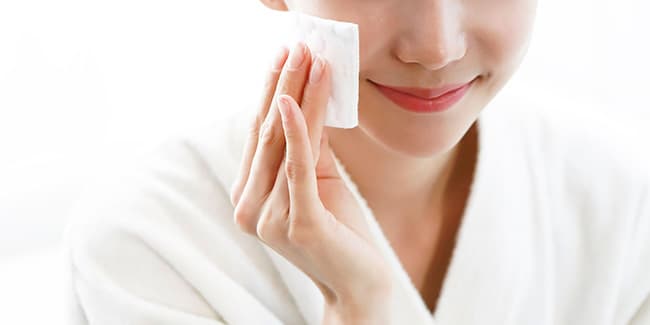 Hiện nay có nhiều sản phẩm tẩy trang trên thị trường