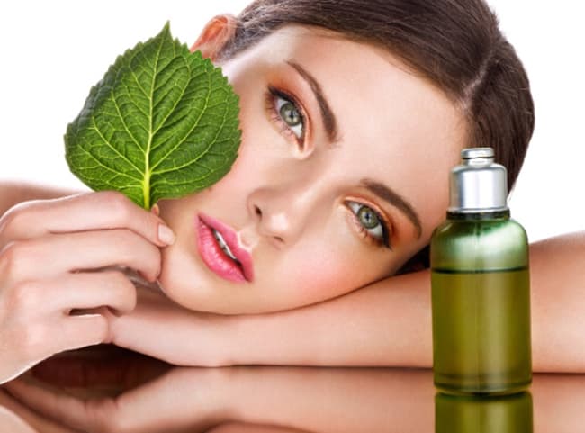Nhược điểm của mỹ phẩm thiên nhiên là tác dụng lâu