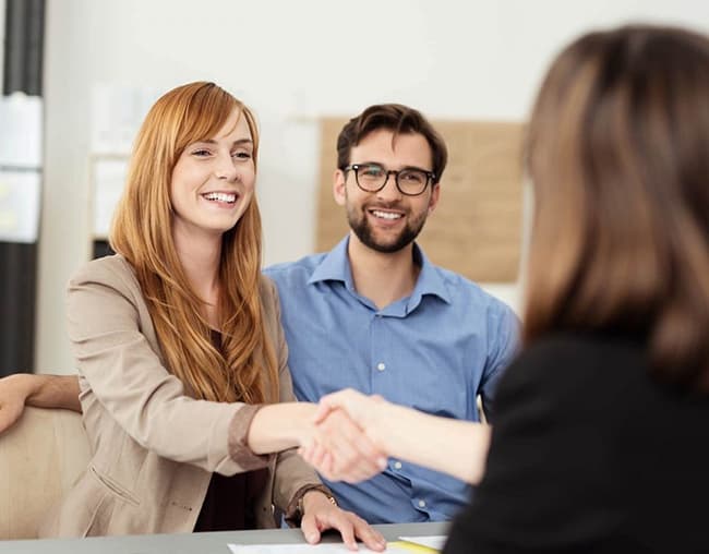 Xây dựng mạng lưới khách hàng cần thiết cho khởi nghiệp kinh doanh mỹ phẩm tại nhà.